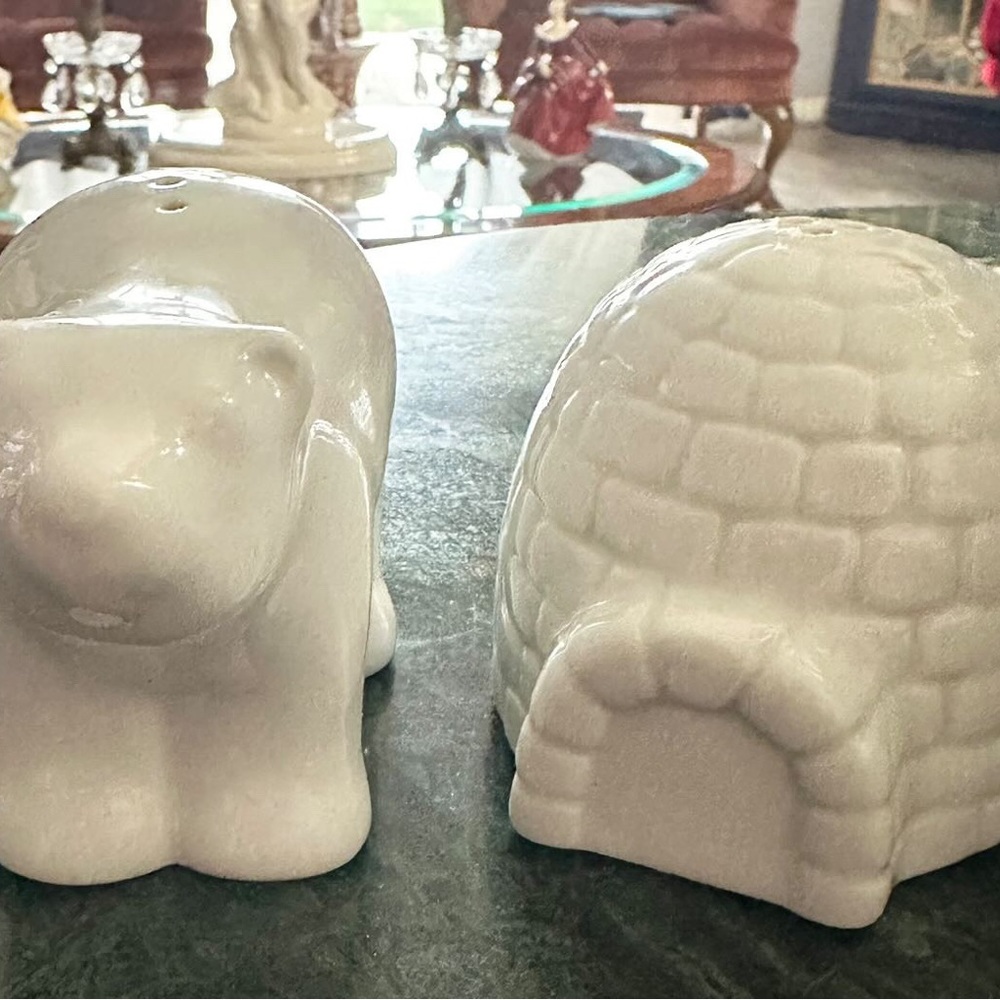 Porcelain Food Network Polar Bear and Igloo Salt & Pepper Shakers, White
